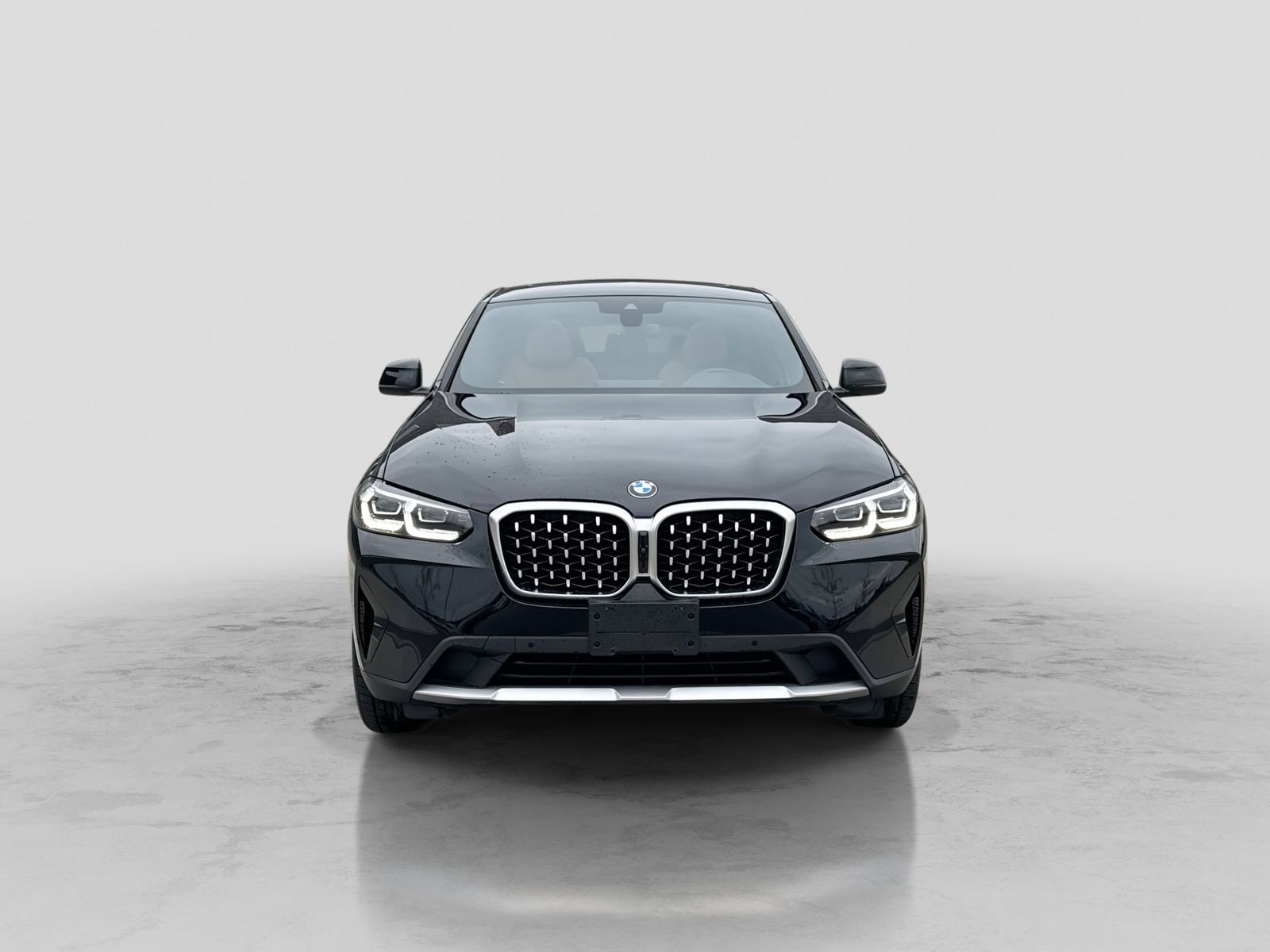 Thumbnail: 2022 BMW X4 - 11