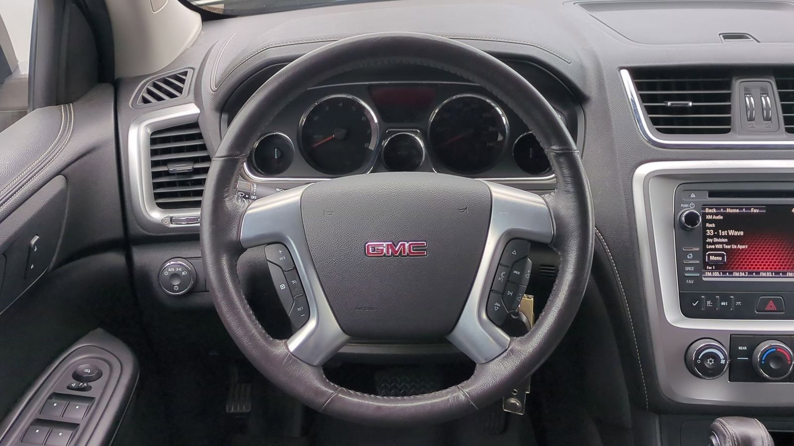 Thumbnail: 2015 GMC Acadia - 25