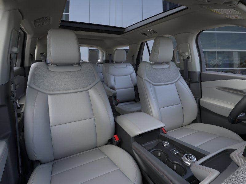 Thumbnail: 2026 Ford Explorer - 11