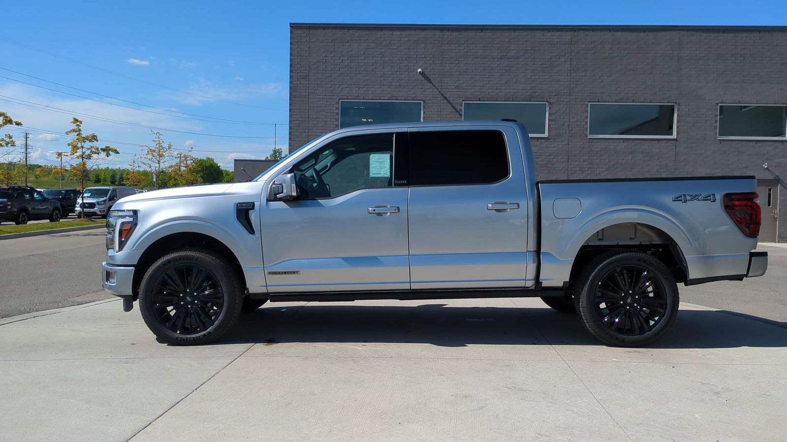 2025 Ford F-150 Platinum photo 2