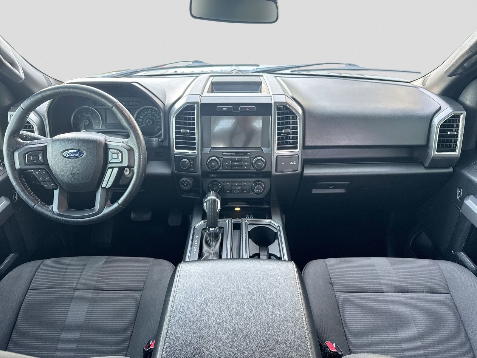 Thumbnail: 2016 Ford F-150 - 15