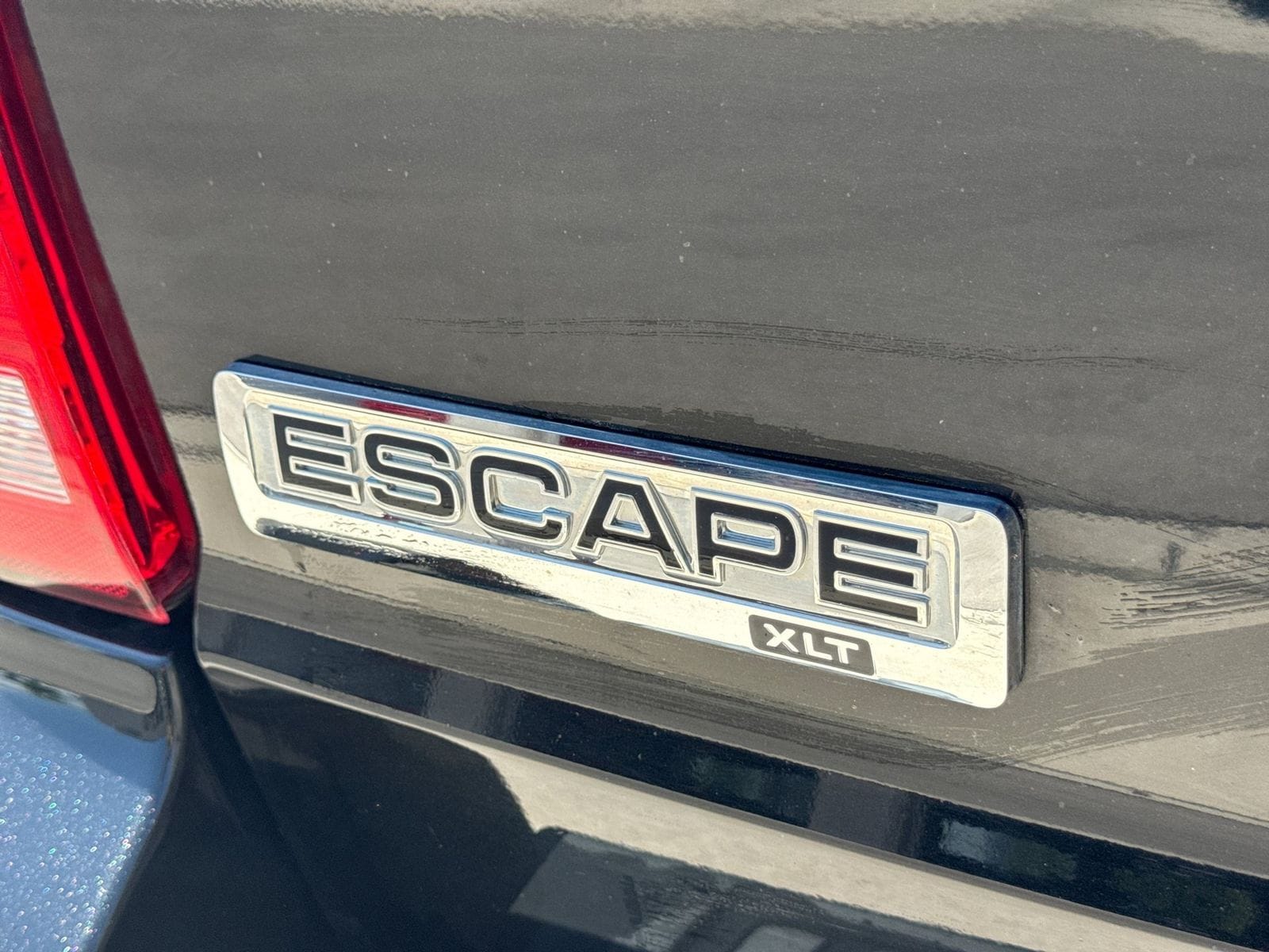Thumbnail: 2011 Ford Escape - 13
