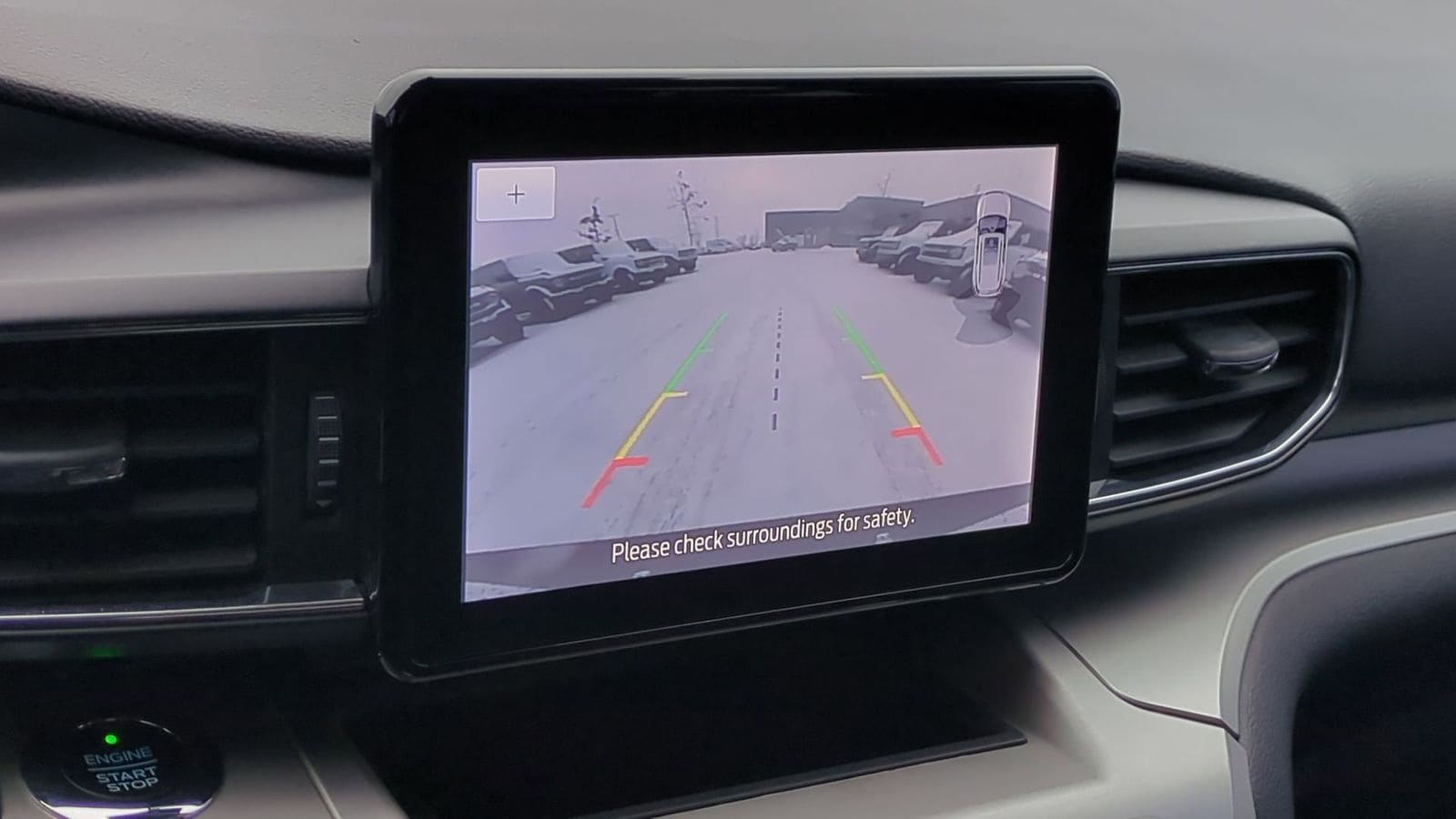 Thumbnail: 2021 Ford Explorer - 33