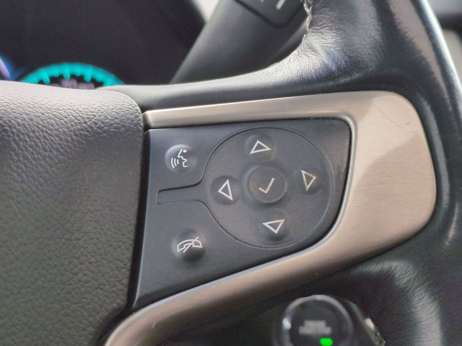 Thumbnail: 2017 GMC Yukon XL - 33