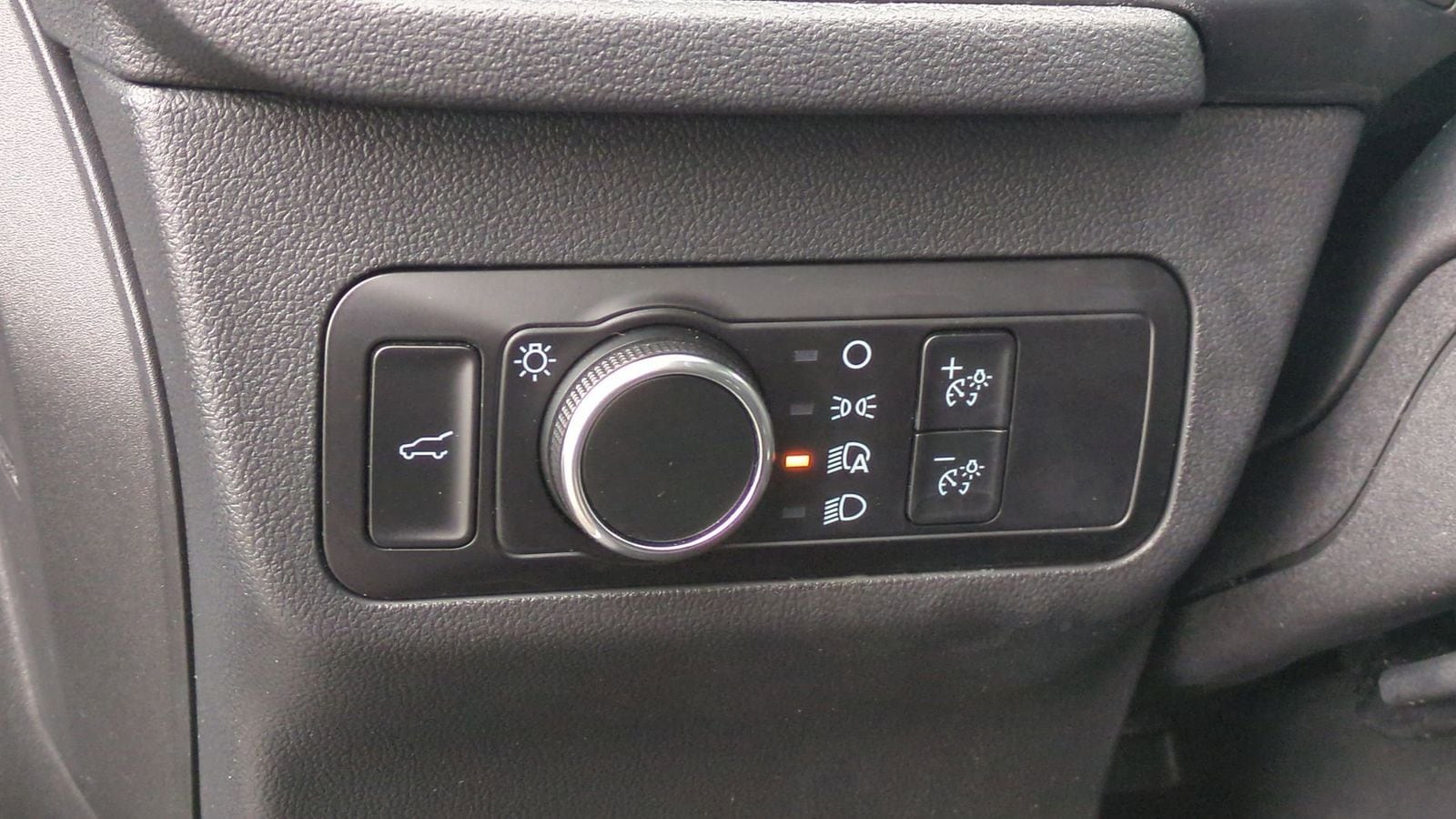 Thumbnail: 2023 Ford Escape - 17