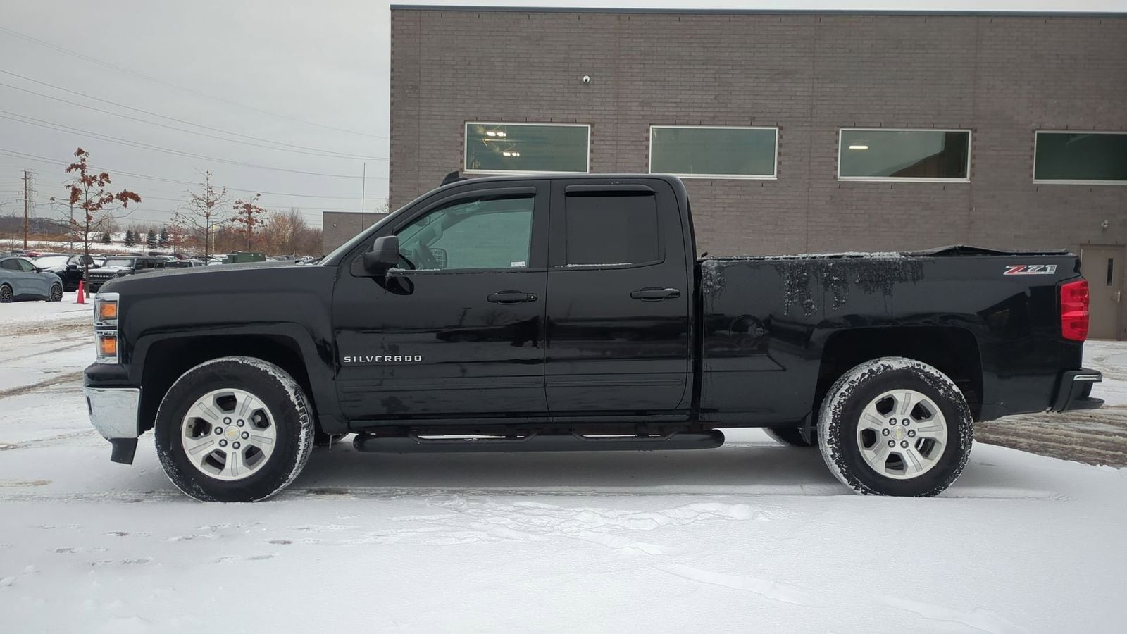 Thumbnail: 2015 Chevrolet Silverado 1500 - 3