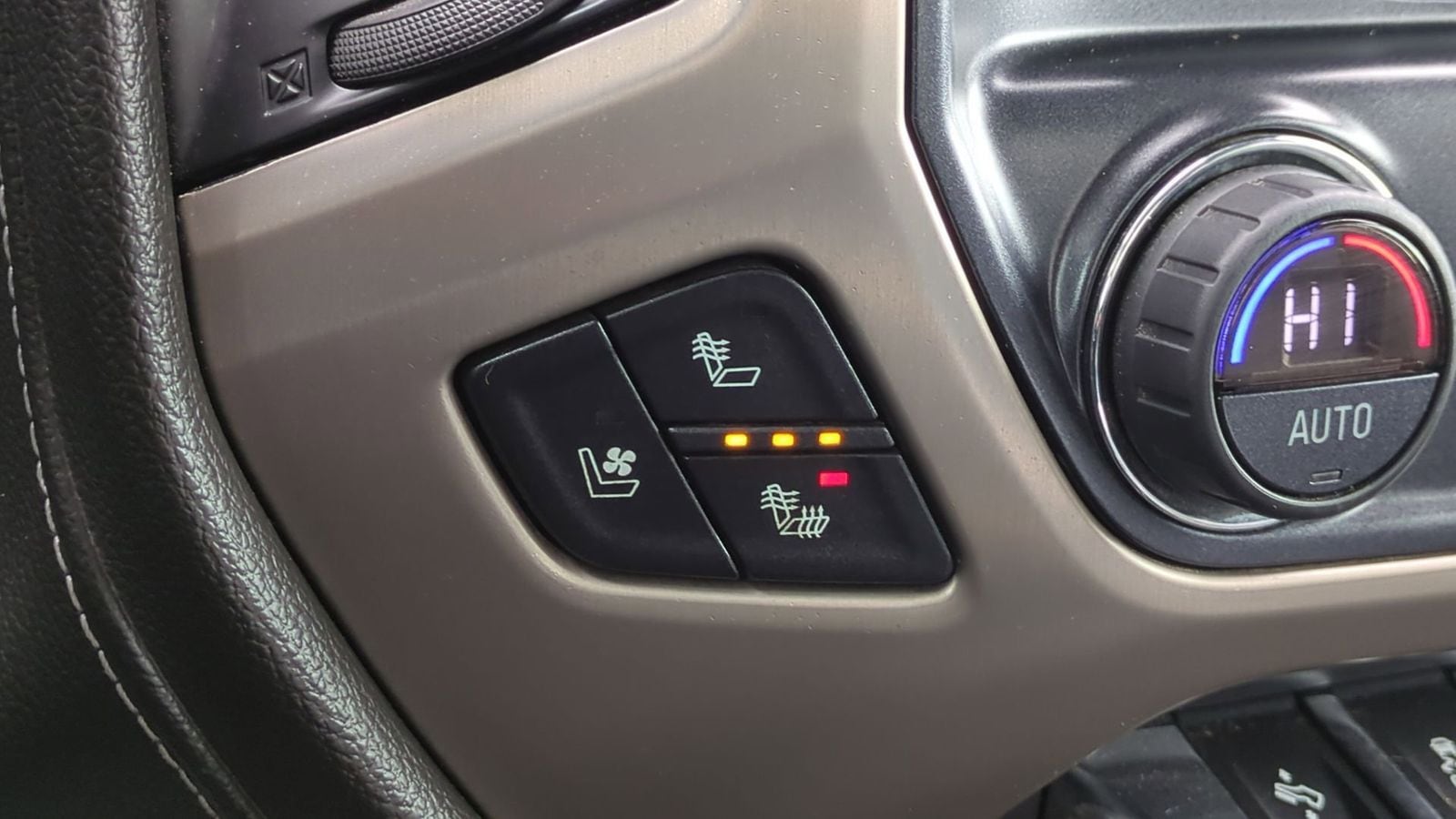 Thumbnail: 2017 GMC Sierra 3500 - 38