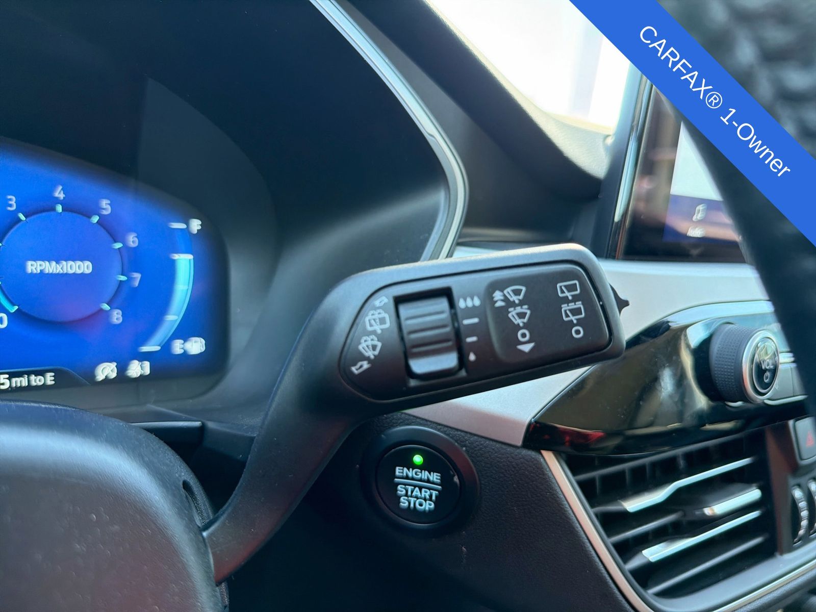 Thumbnail: 2021 Ford Escape - 30