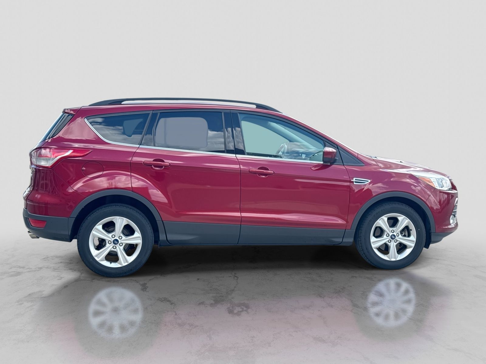 Thumbnail: 2015 Ford Escape - 7