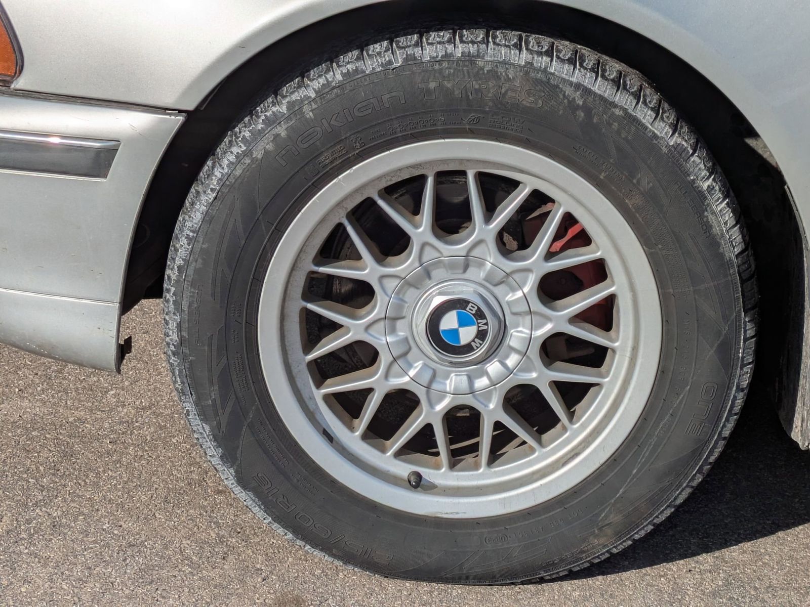 Thumbnail: 2000 BMW 5 Series - 8