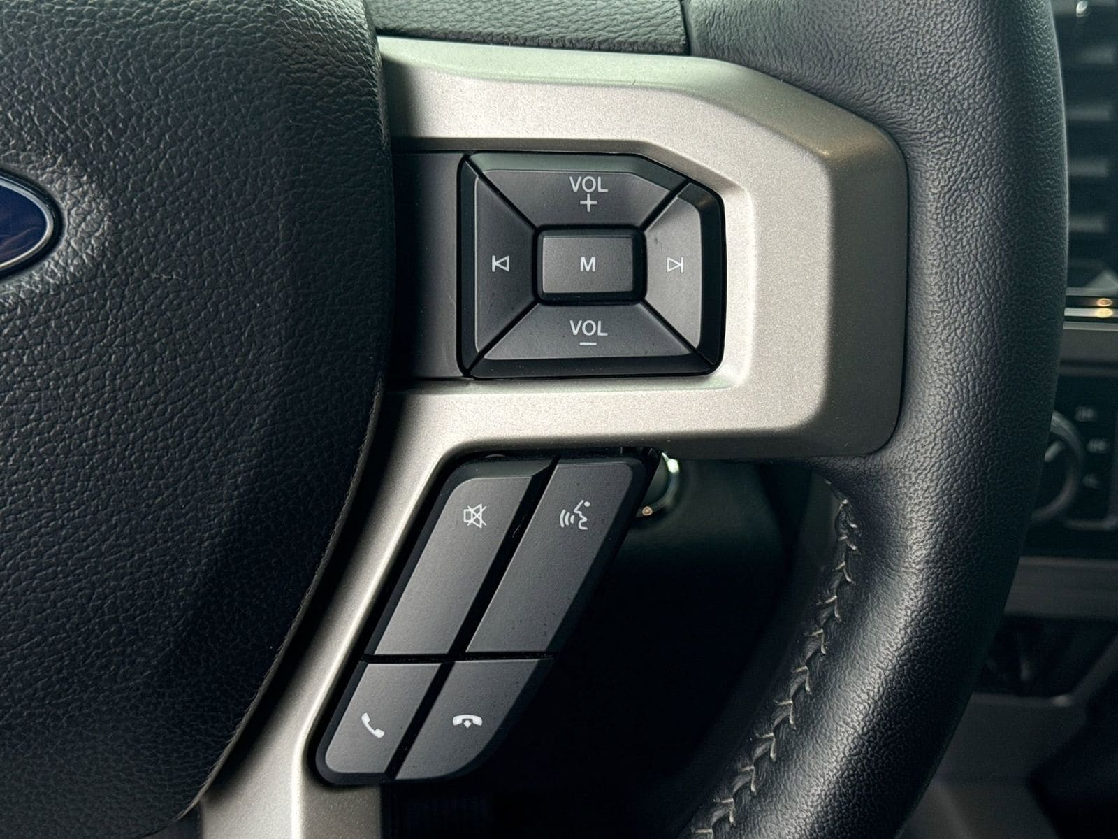 Thumbnail: 2022 Ford F-250 - 30