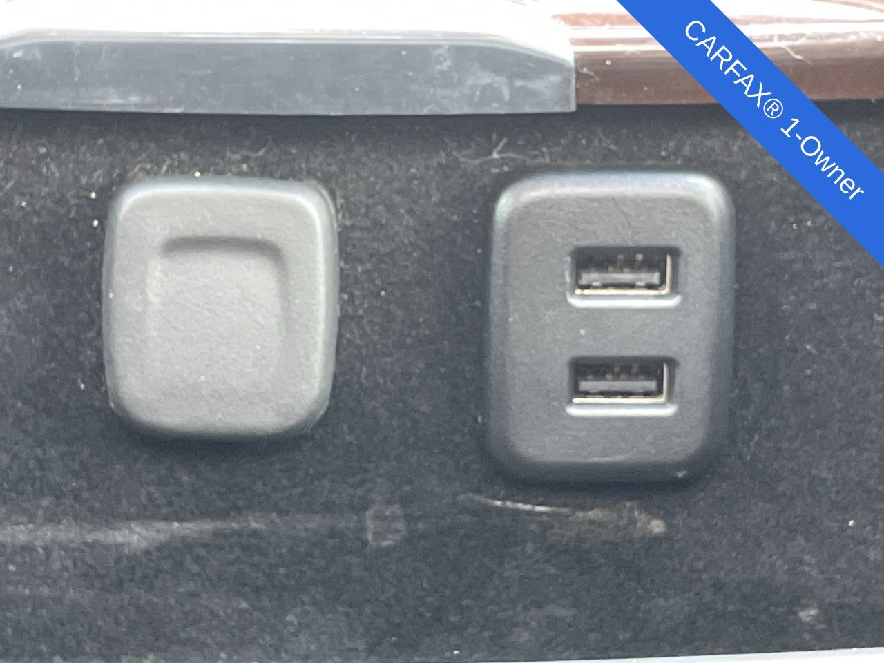 Thumbnail: 2018 Cadillac Escalade - 37