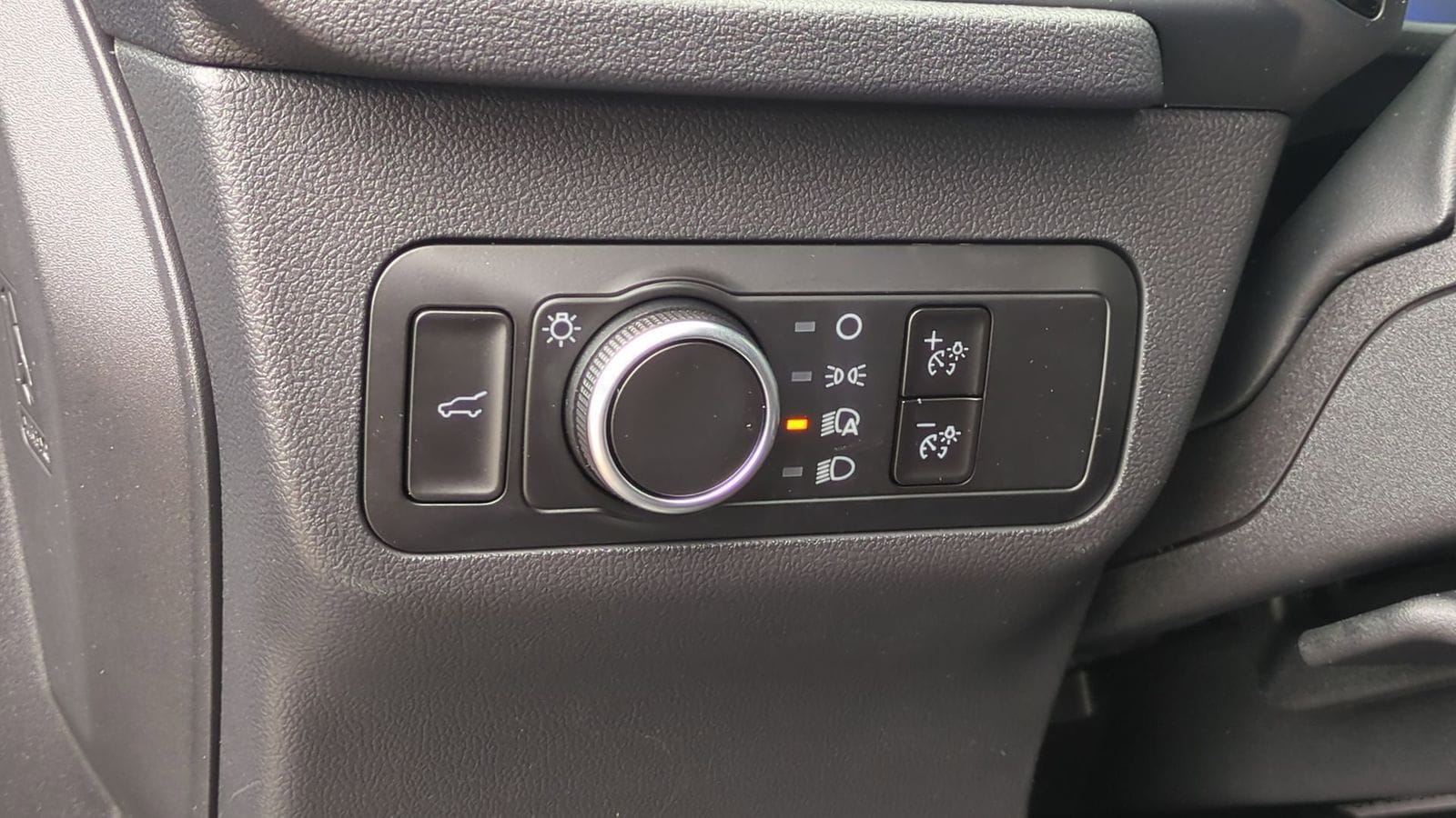 Thumbnail: 2025 Ford Escape - 15