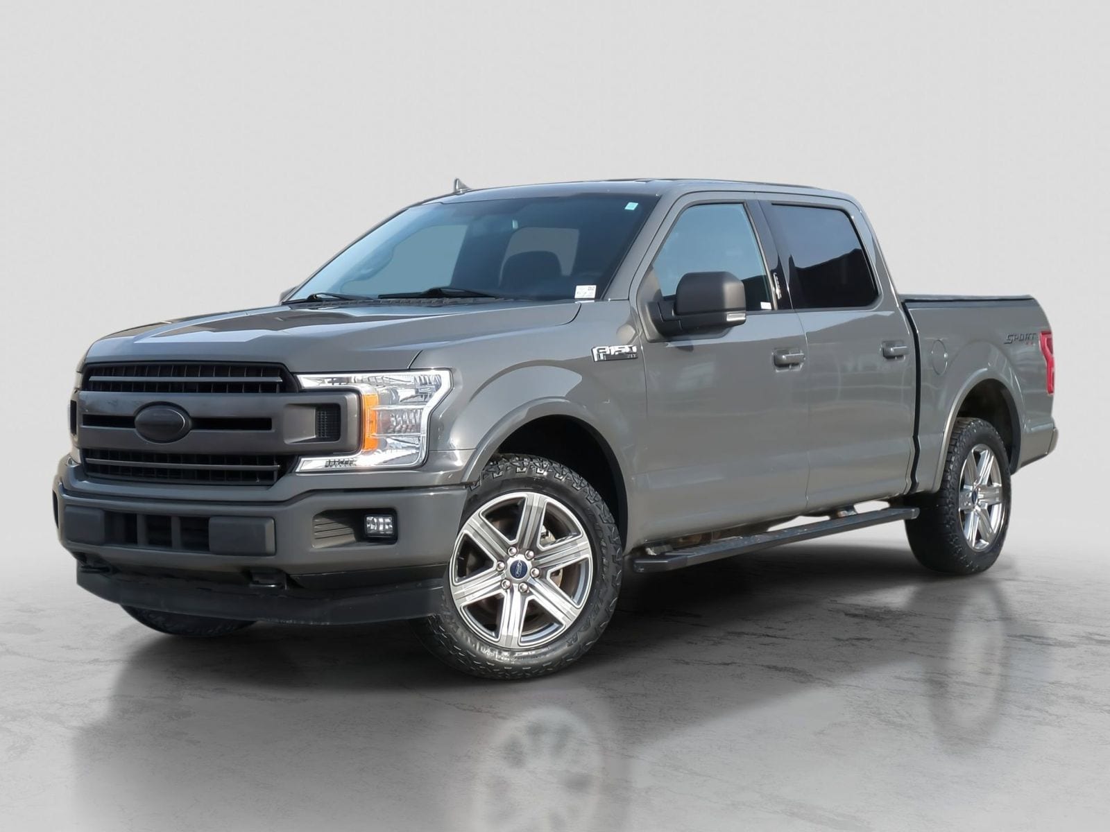 2018 Ford F-150 XLT -
                  Washington, MI