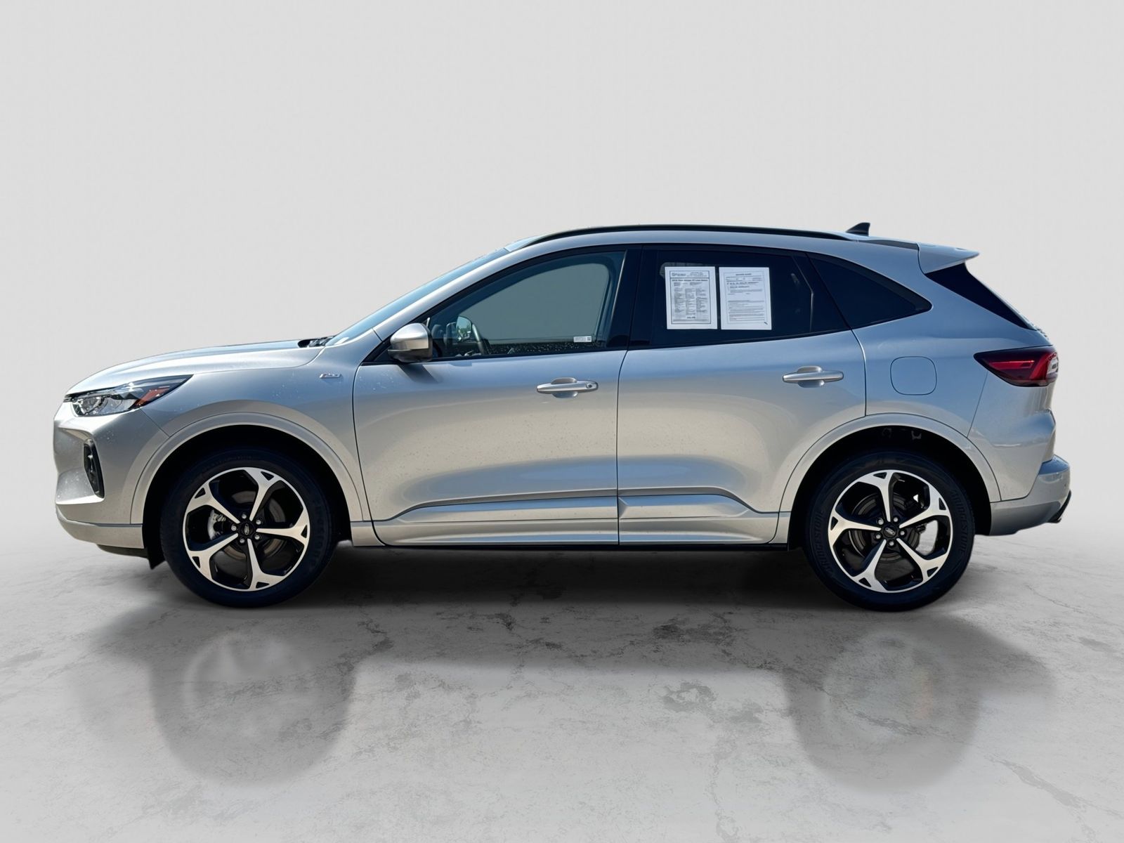 Thumbnail: 2023 Ford Escape - 3