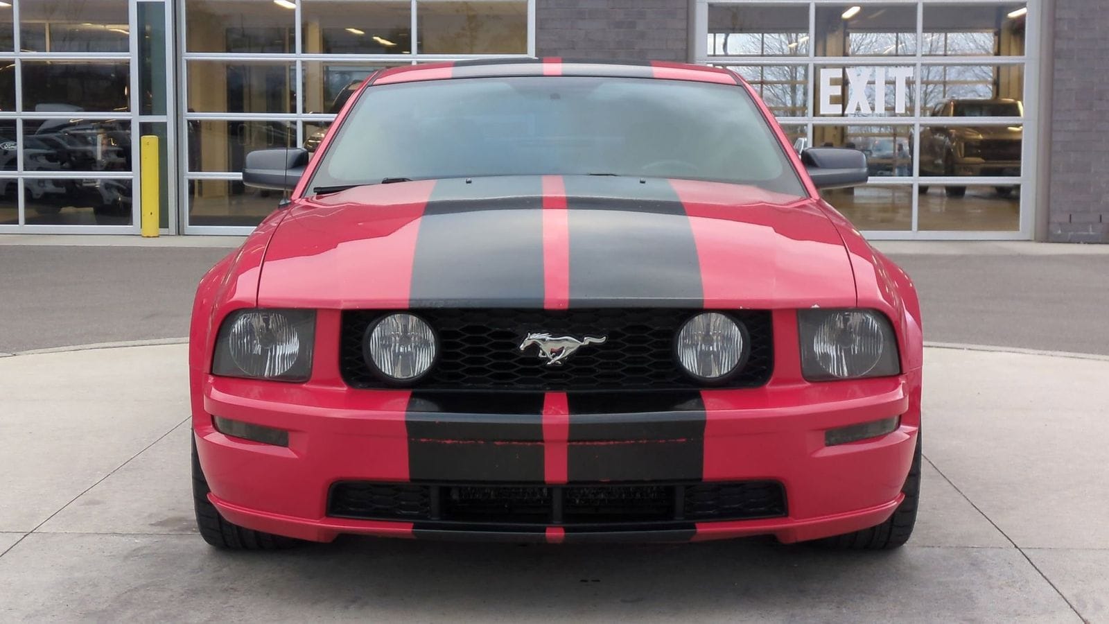Thumbnail: 2006 Ford Mustang - 10