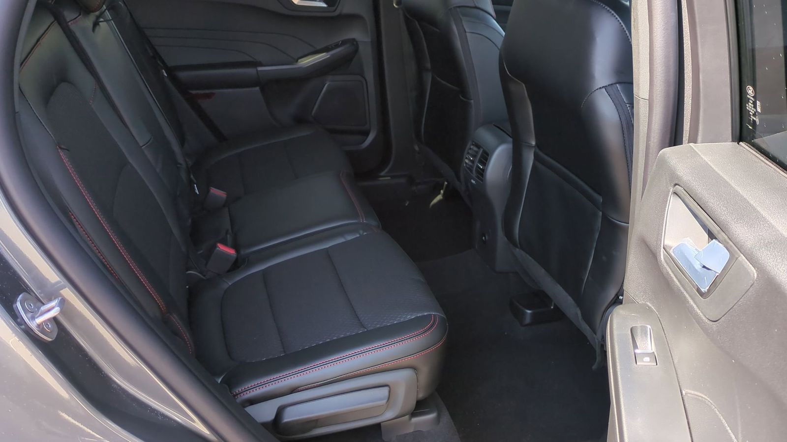 Thumbnail: 2025 Ford Escape - 19