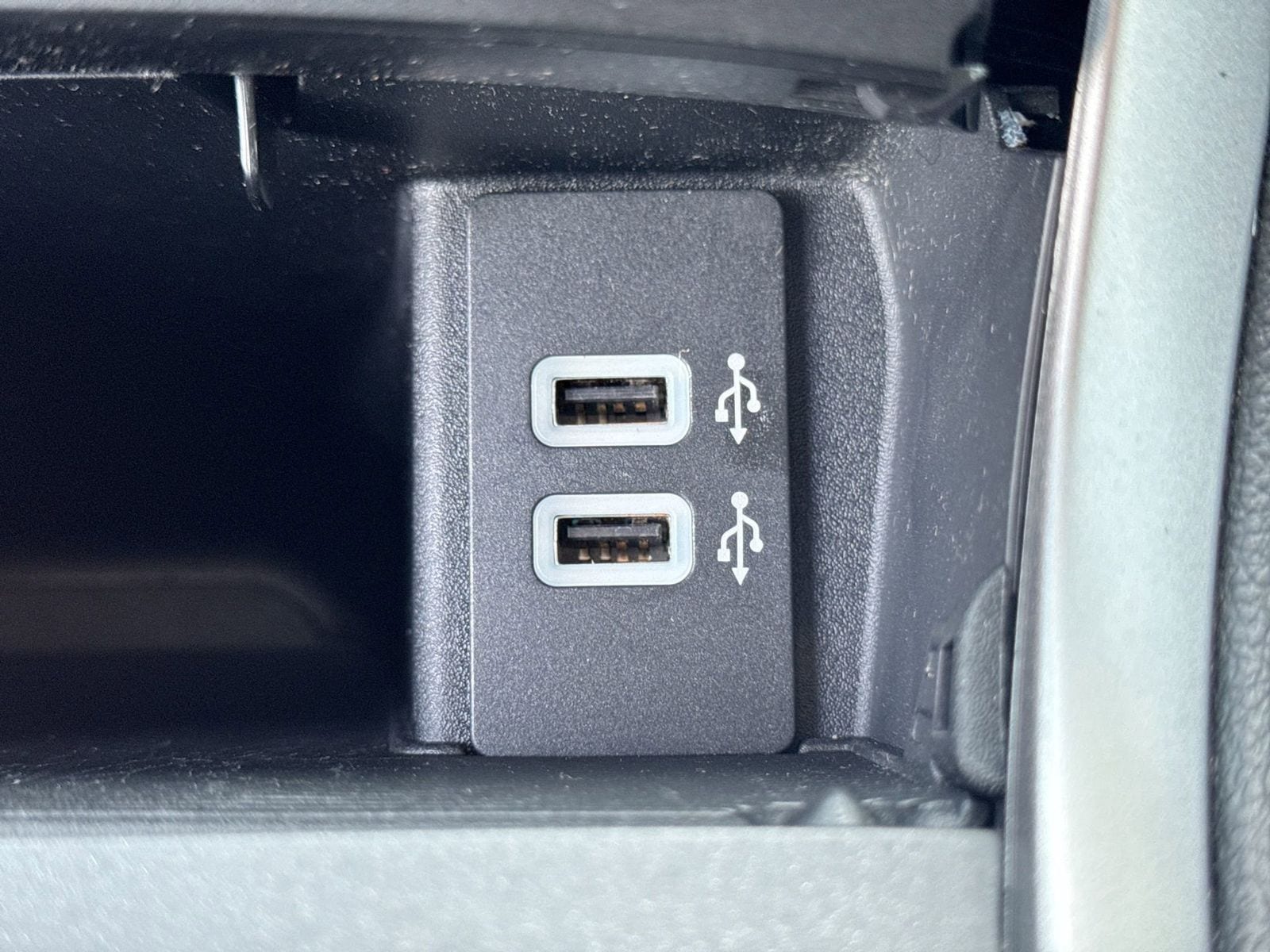 Thumbnail: 2017 Ford Edge - 32