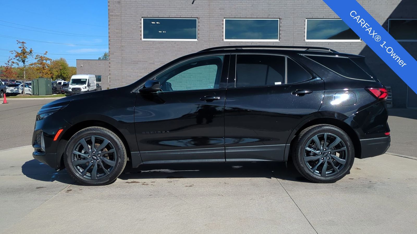 2023 Chevrolet Equinox RS photo 2