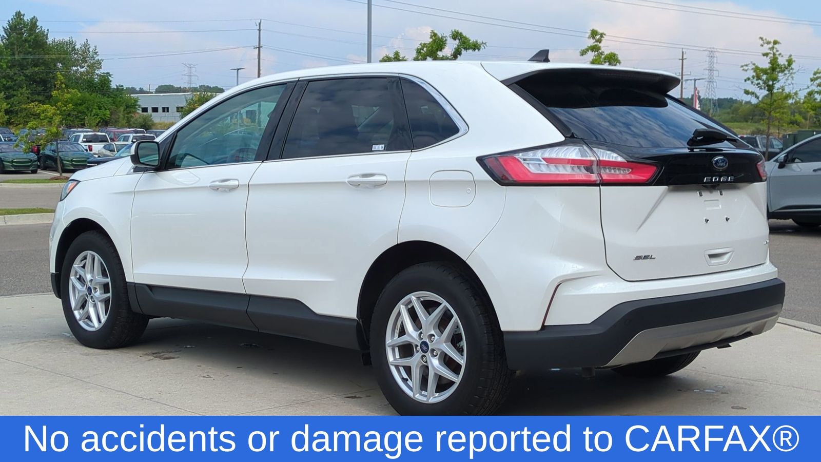 2022 Ford Edge SEL photo 3