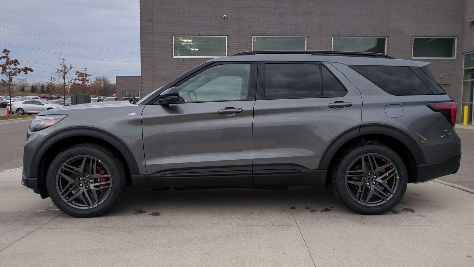 Thumbnail: 2026 Ford Explorer - 2