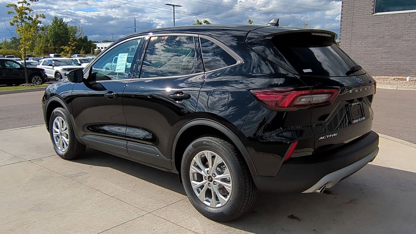 Thumbnail: 2025 Ford Escape - 3