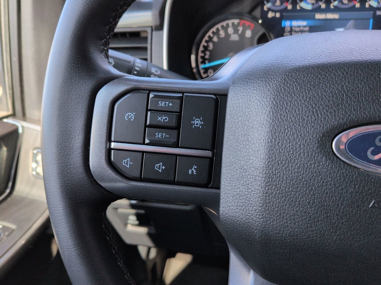 Thumbnail: 2023 Ford F-150 - 32