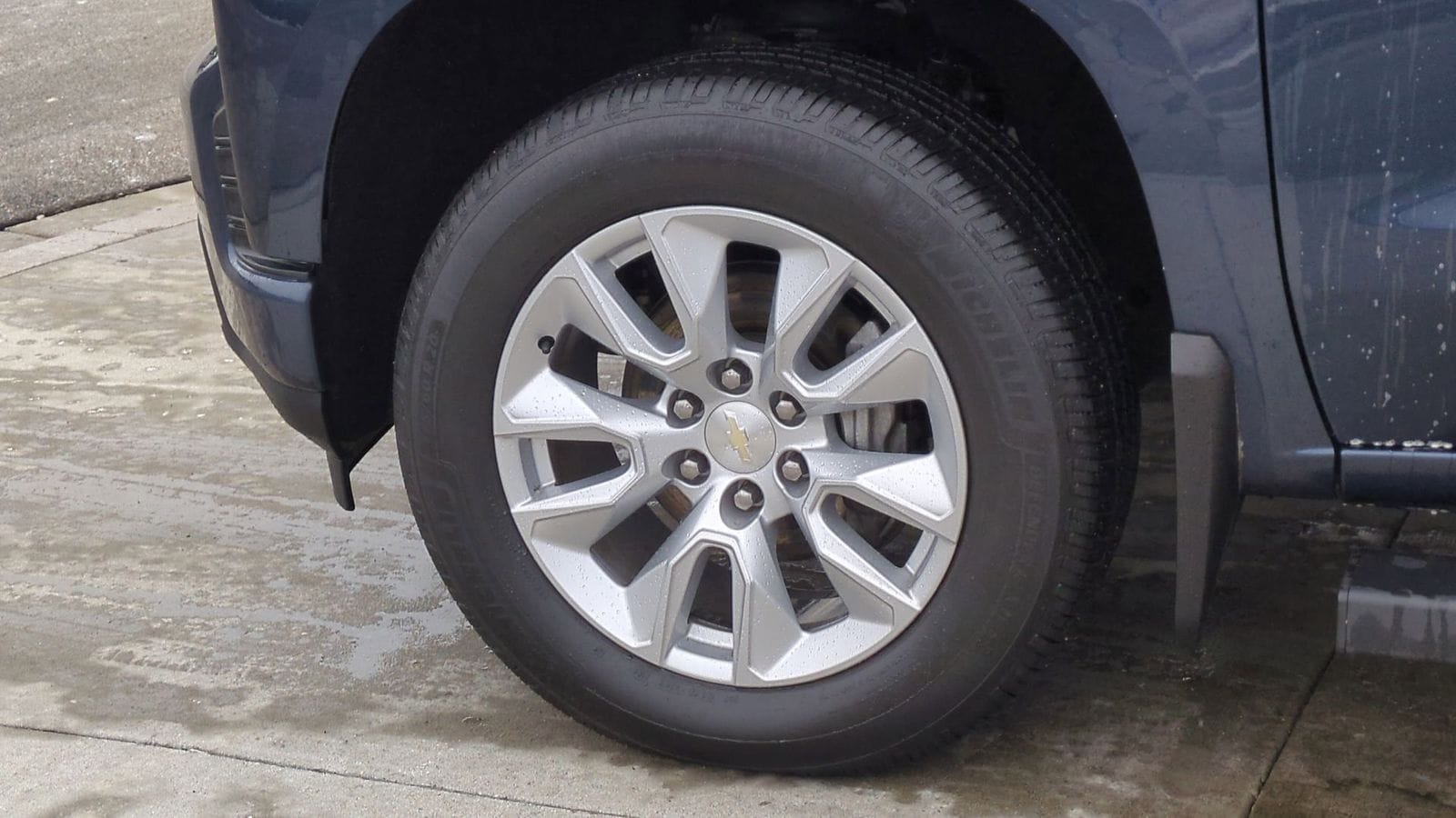 Thumbnail: 2021 Chevrolet Silverado 1500 - 13