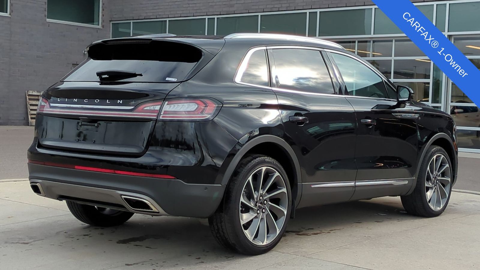 Thumbnail: 2023 Lincoln Nautilus - 7