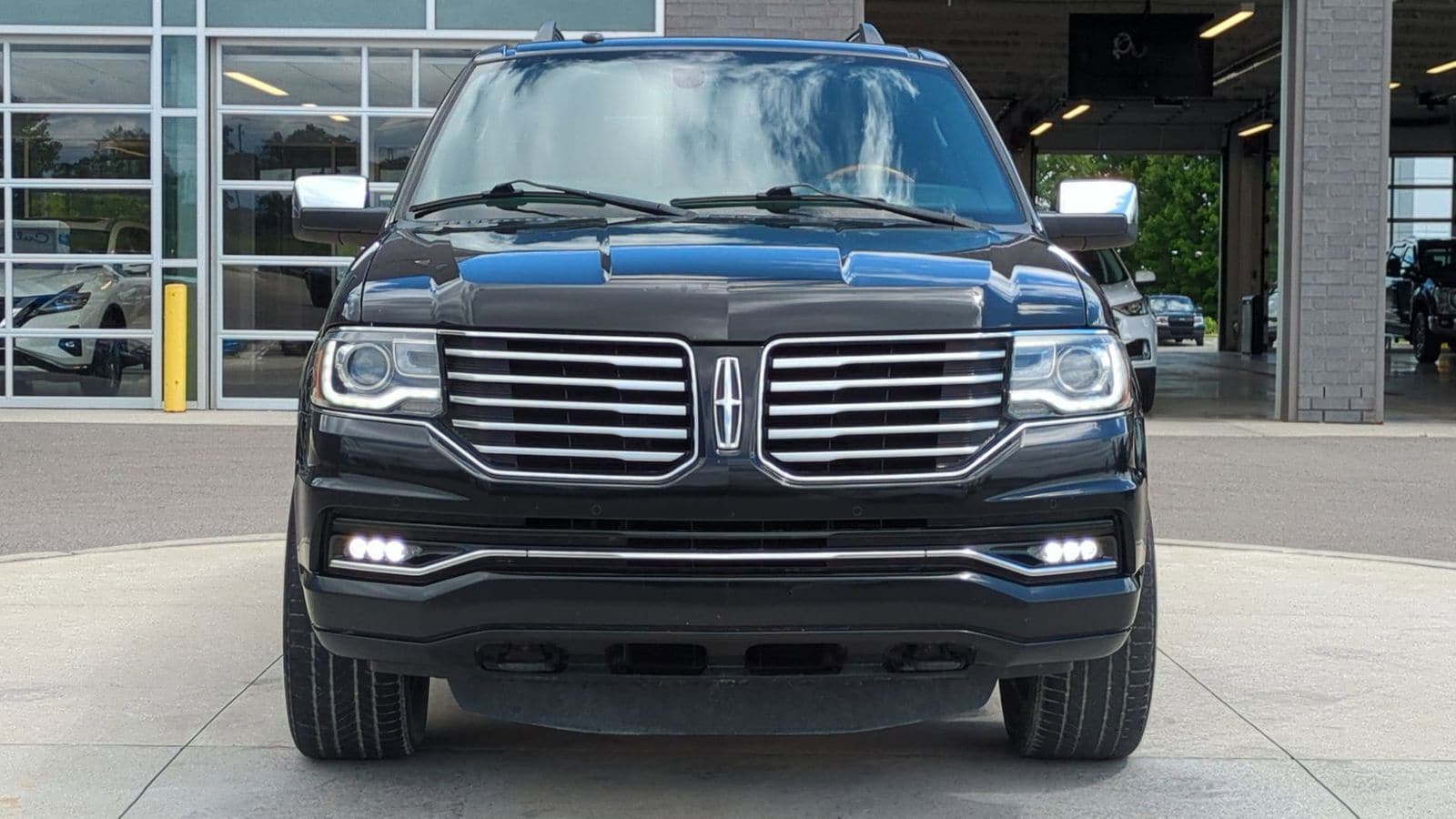 Thumbnail: 2016 Lincoln Navigator - 7