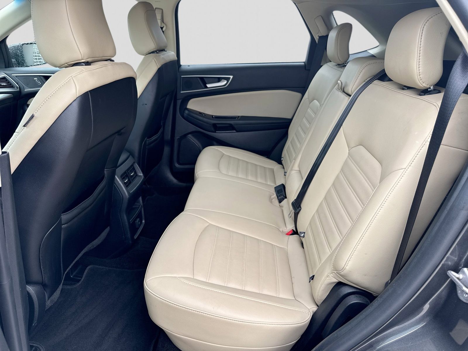 Thumbnail: 2020 Ford Edge - 5