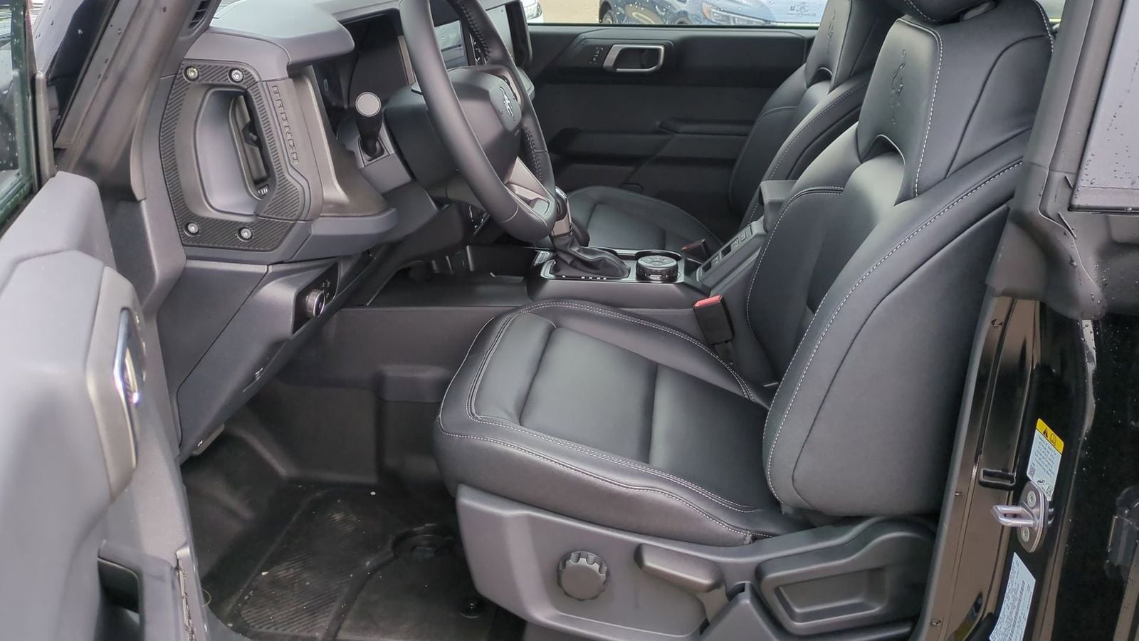 Thumbnail: 2025 Ford Bronco - 15