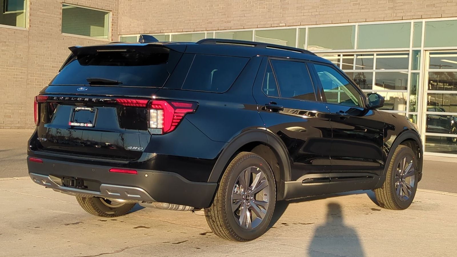 Thumbnail: 2026 Ford Explorer - 6