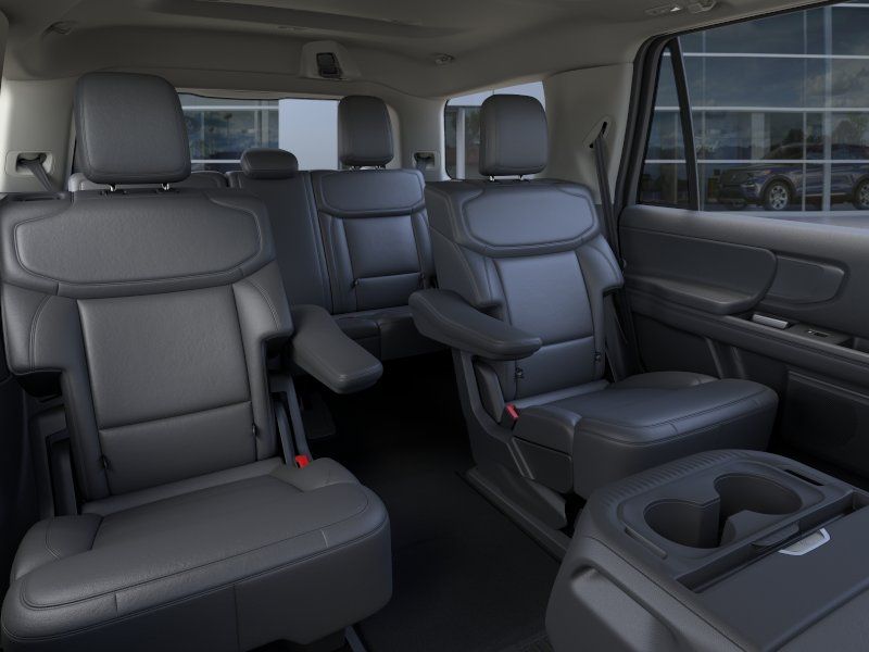 Thumbnail: 2026 Ford Expedition - 12