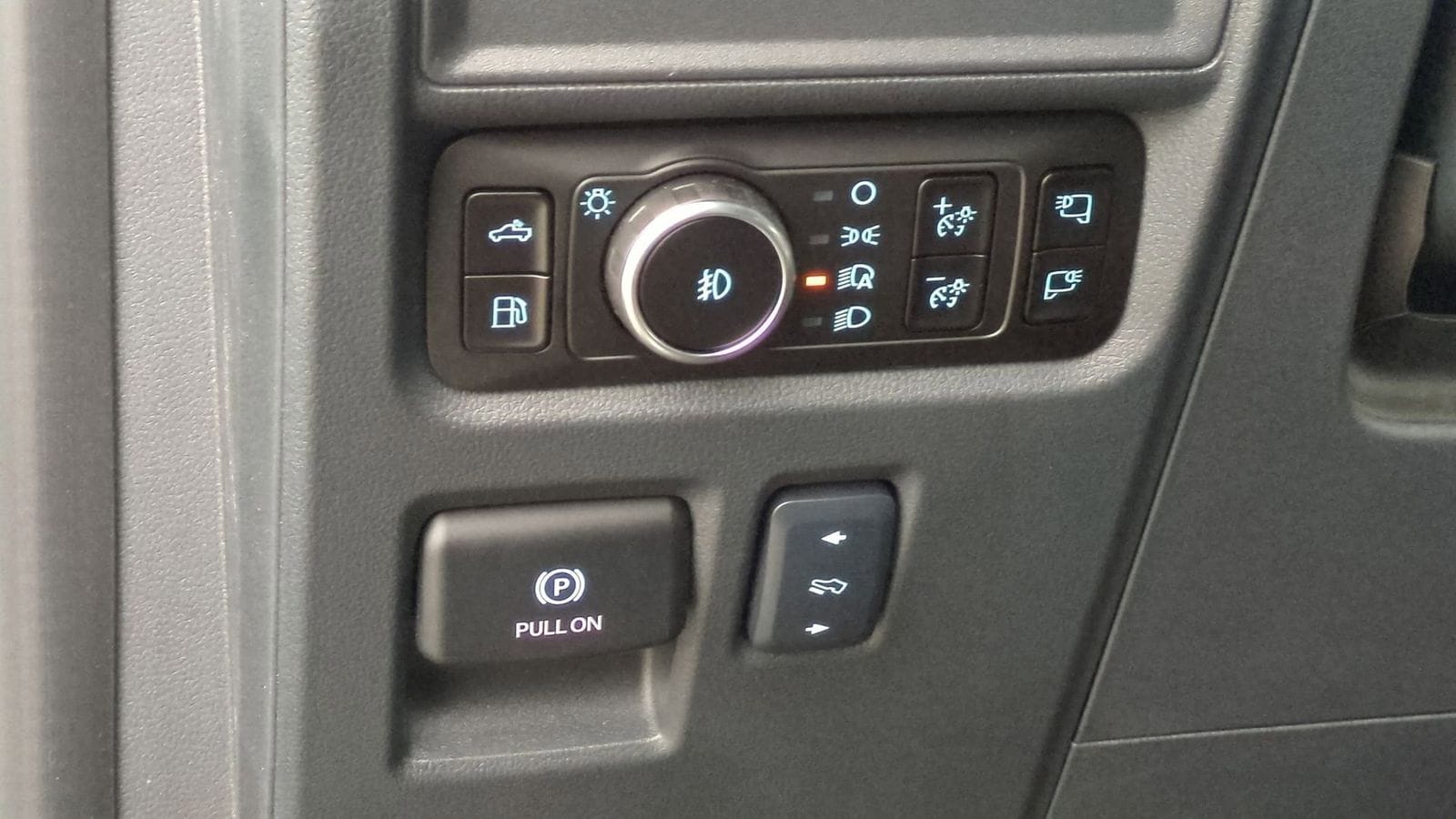 Thumbnail: 2025 Ford F-150 - 13