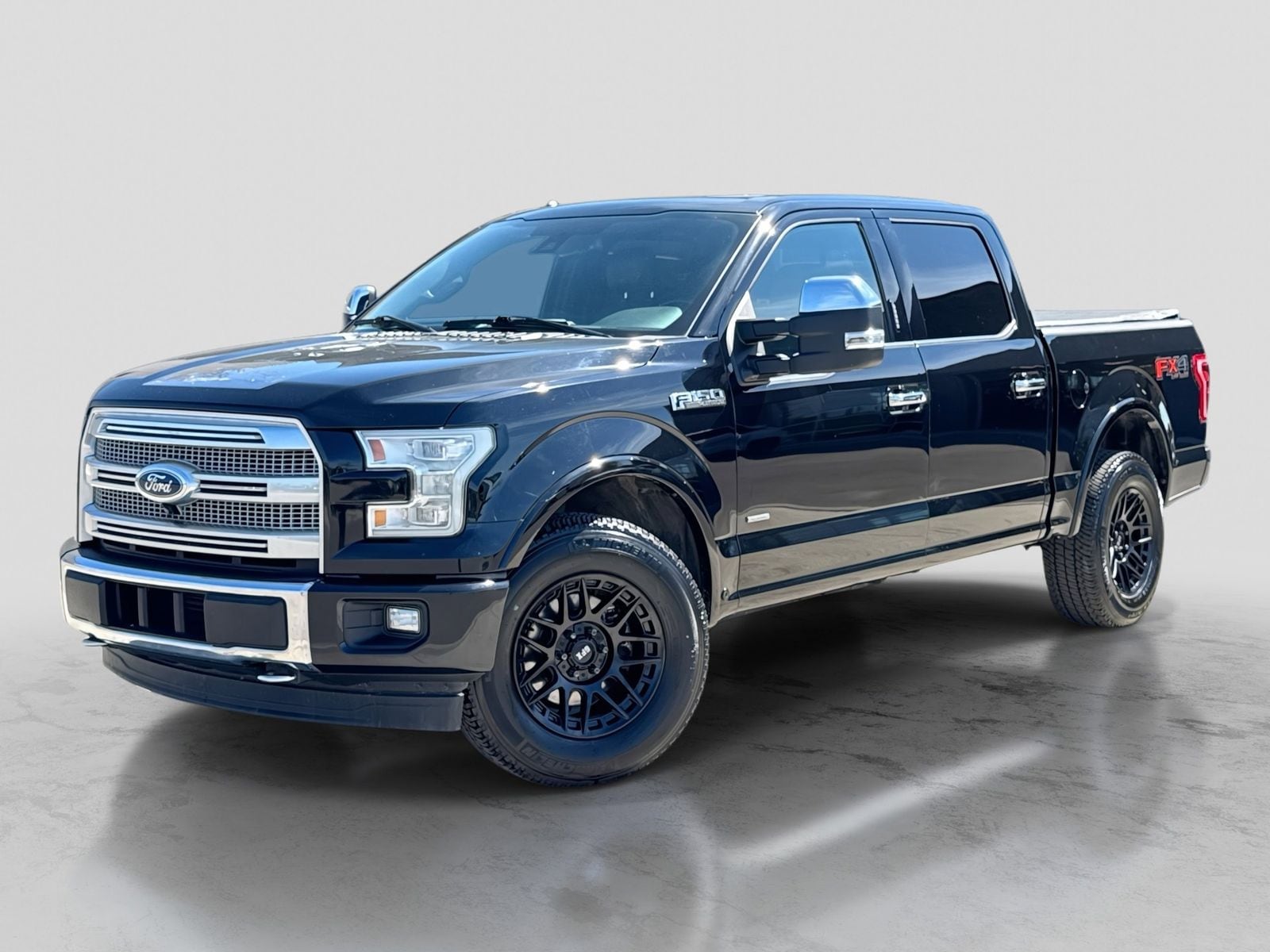 2017 Ford F-150 Platinum 4x4 SuperCrew 5-1/2 Box's photo