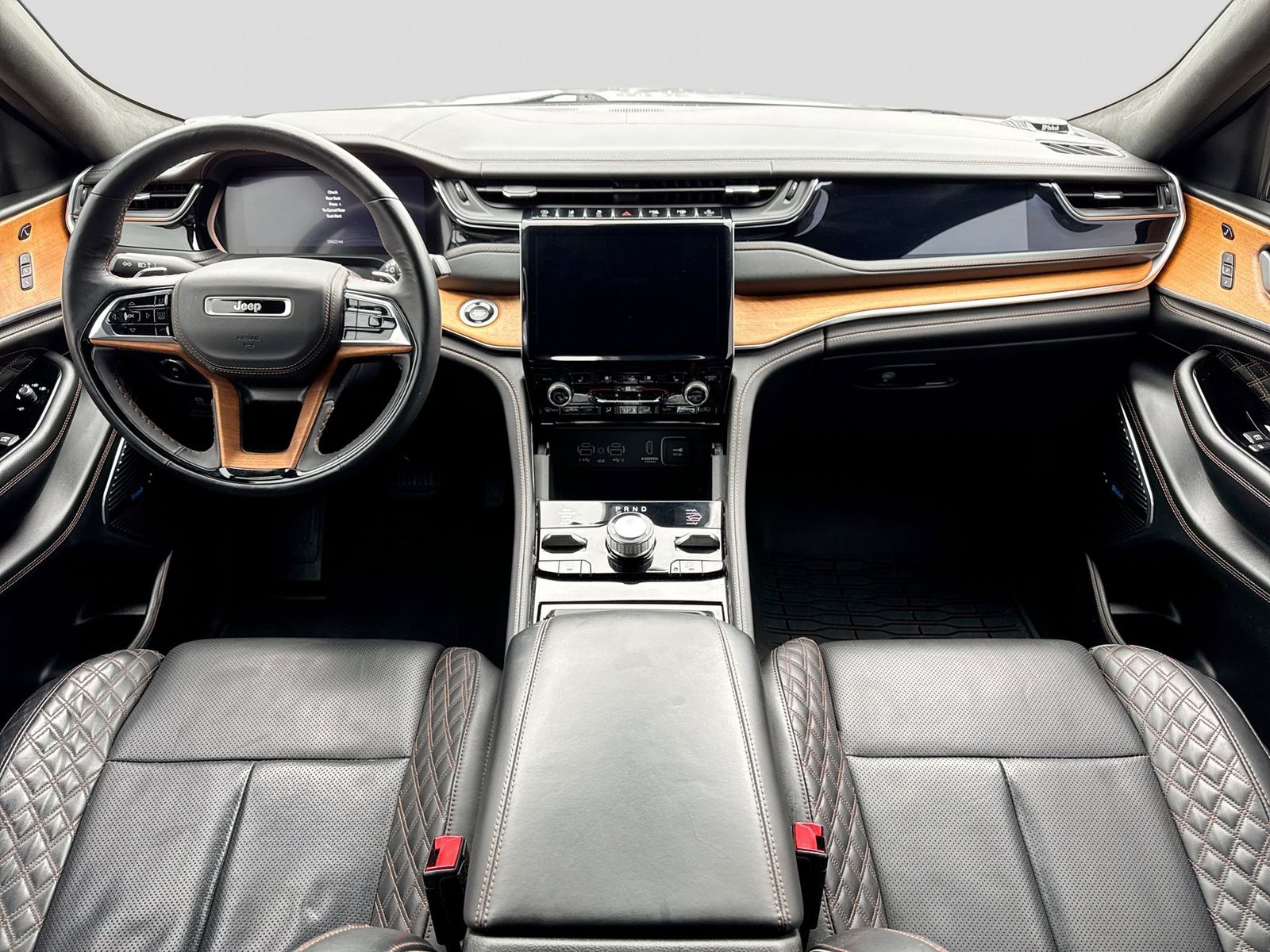 Thumbnail: 2023 Jeep Grand Cherokee - 17