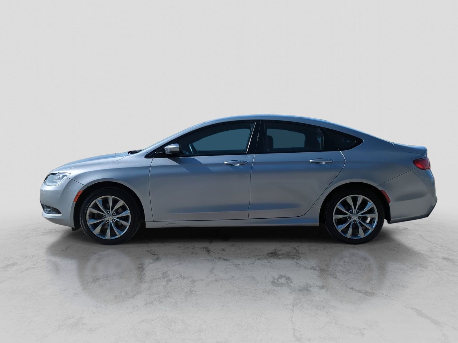 Thumbnail: 2015 Chrysler 200 - 3
