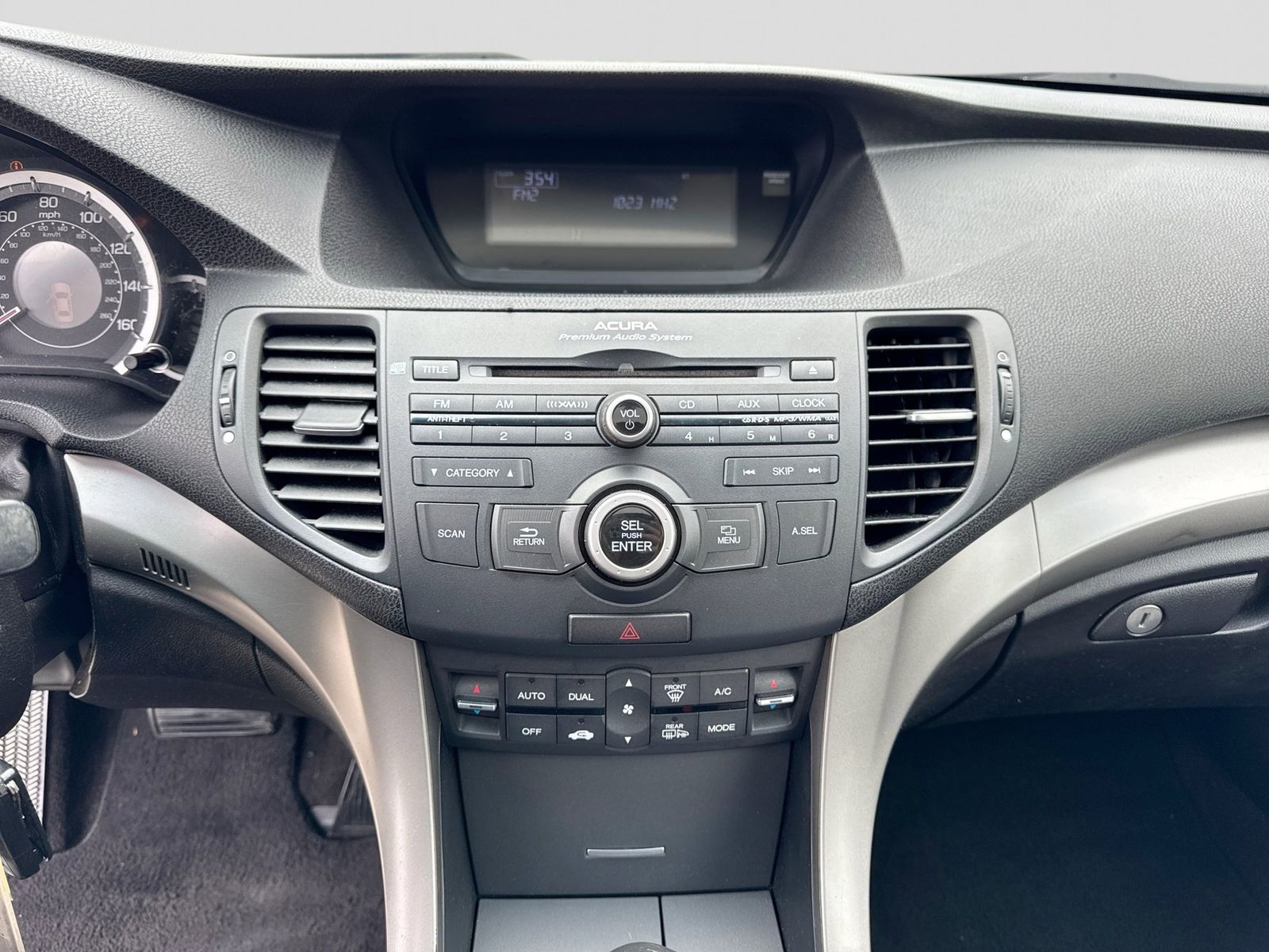 Thumbnail: 2010 Acura TSX - 28