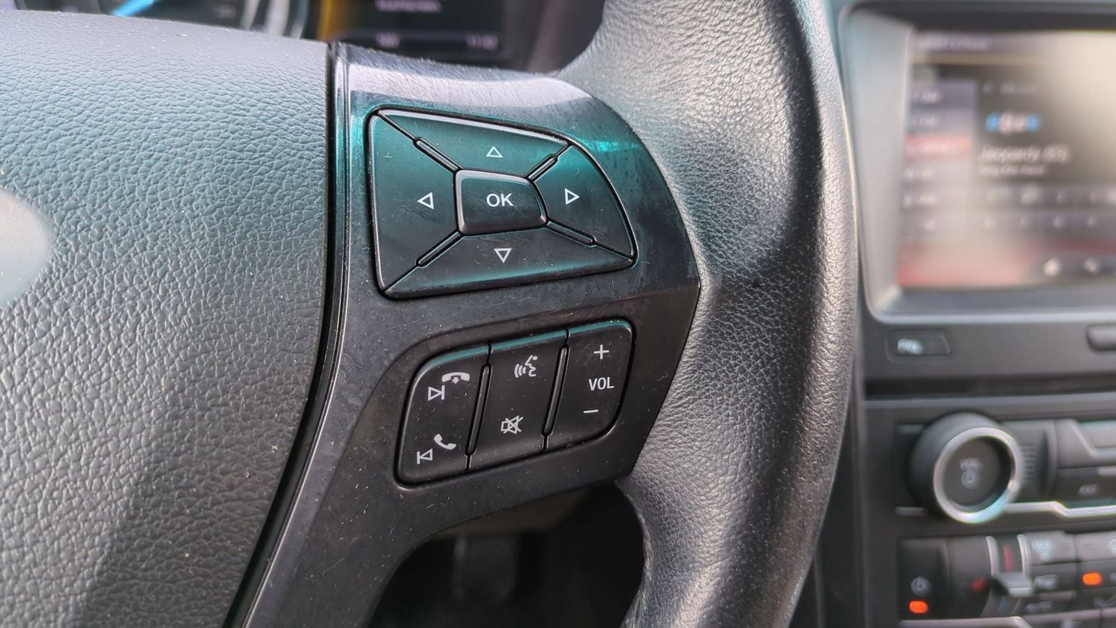 Thumbnail: 2016 Ford Explorer - 27