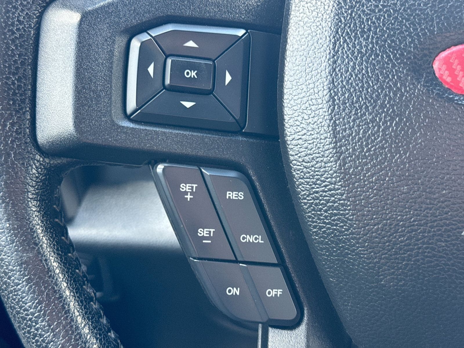 Thumbnail: 2016 Ford F-150 - 28