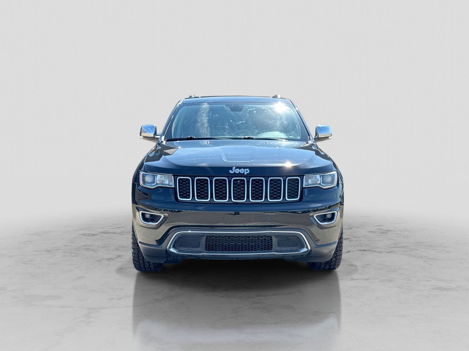 Thumbnail: 2017 Jeep Grand Cherokee - 12