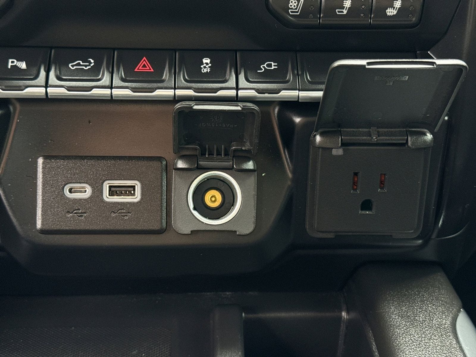 Thumbnail: 2023 GMC Sierra 2500 - 35