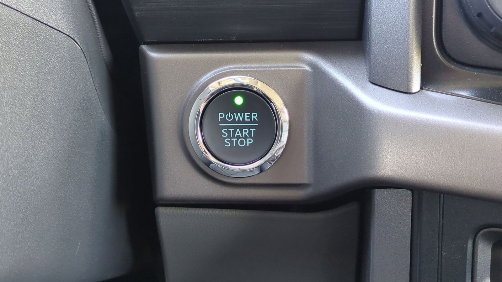 Thumbnail: 2025 Ford F-150 - 25