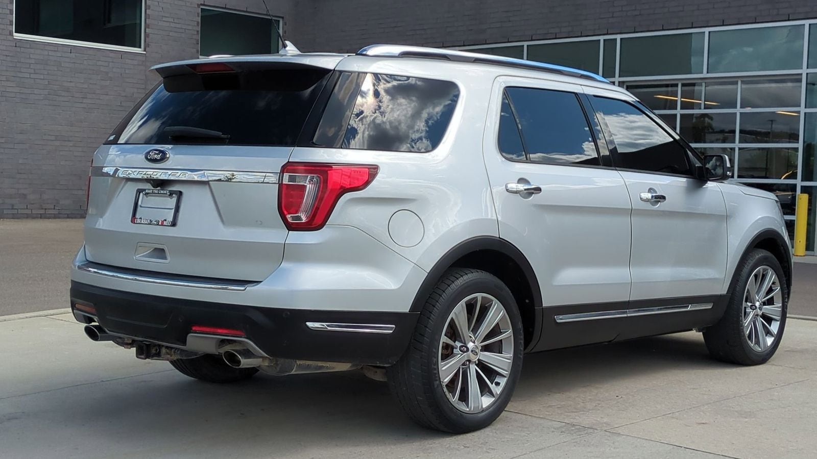 Thumbnail: 2018 Ford Explorer - 7