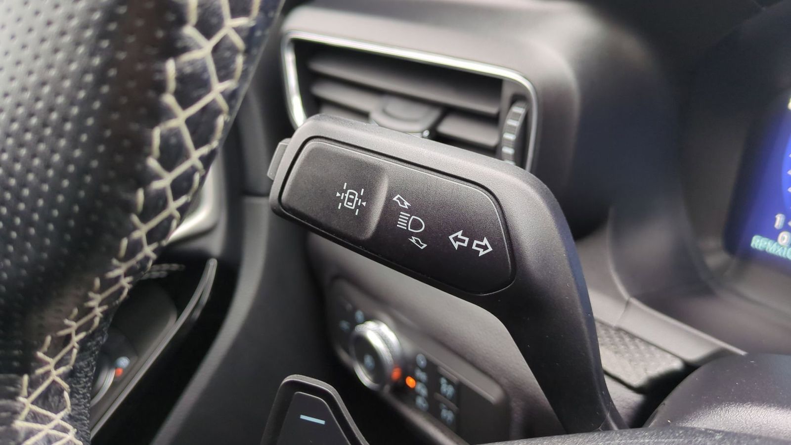 Thumbnail: 2021 Ford Explorer - 26