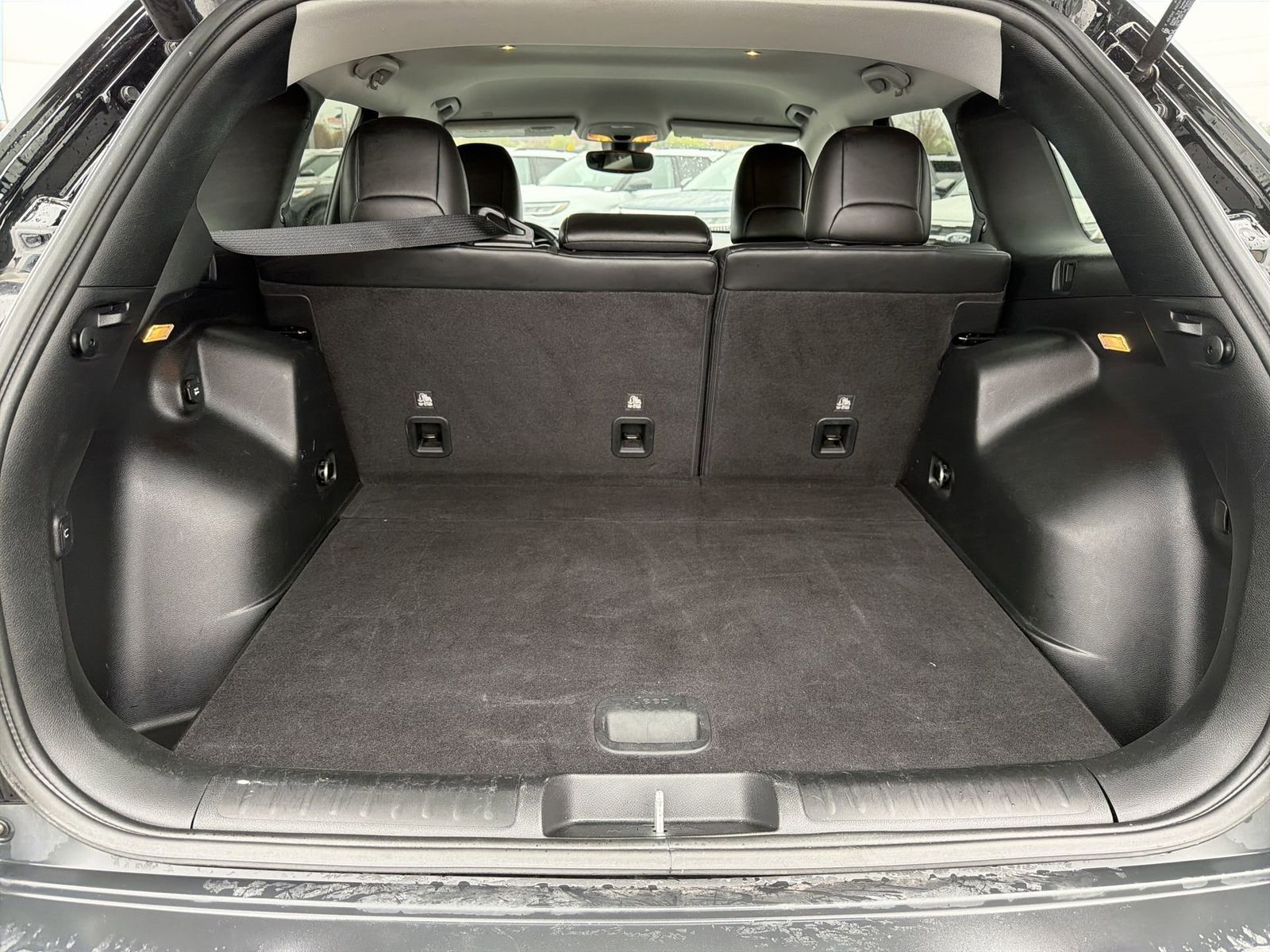 Thumbnail: 2021 Jeep Cherokee - 36