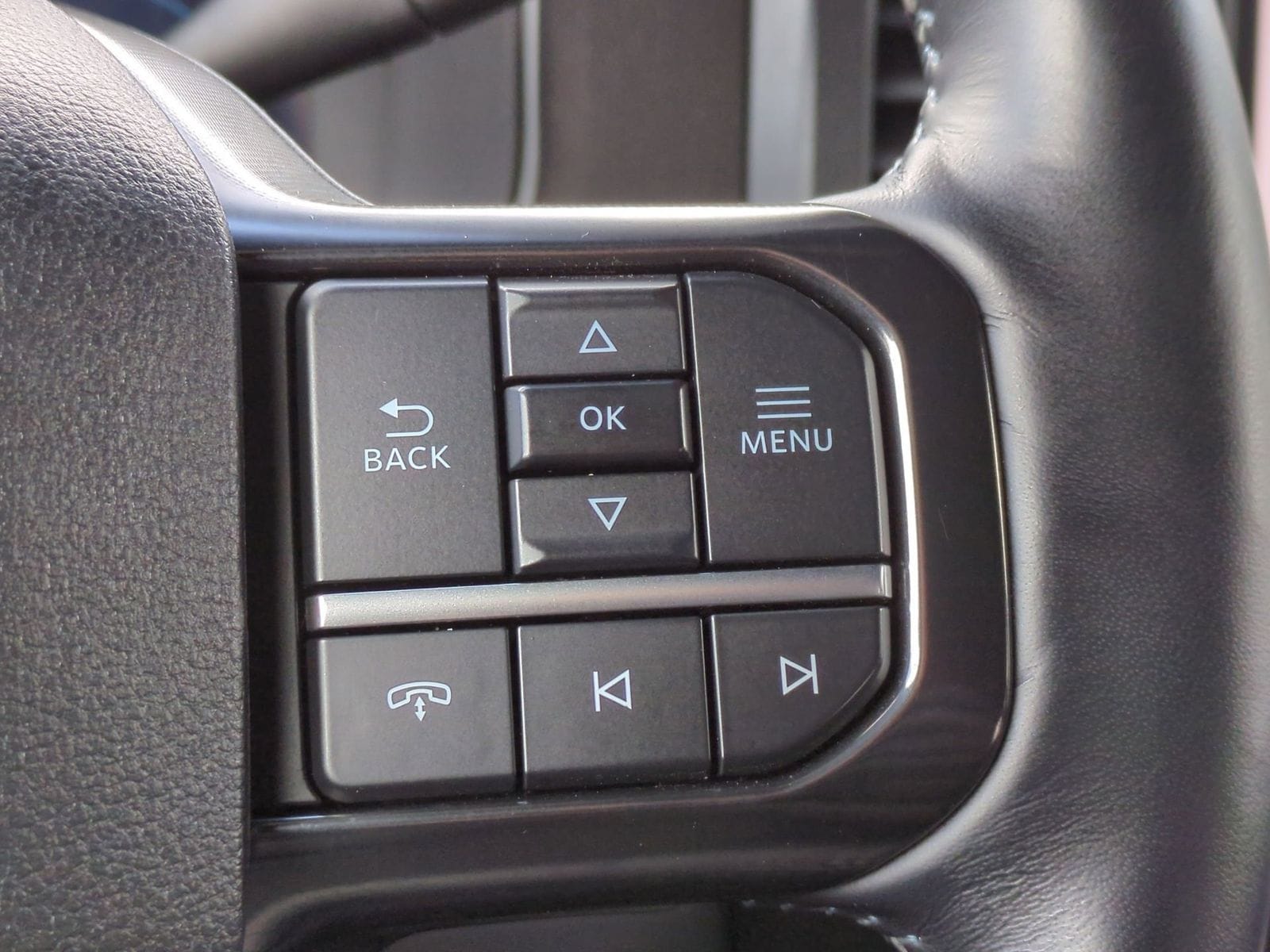 Thumbnail: 2025 Ford F-350 - 32