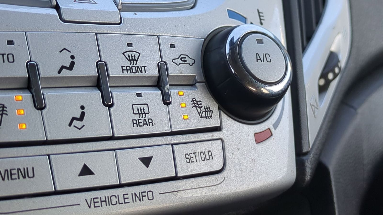 Thumbnail: 2013 GMC Terrain - 33