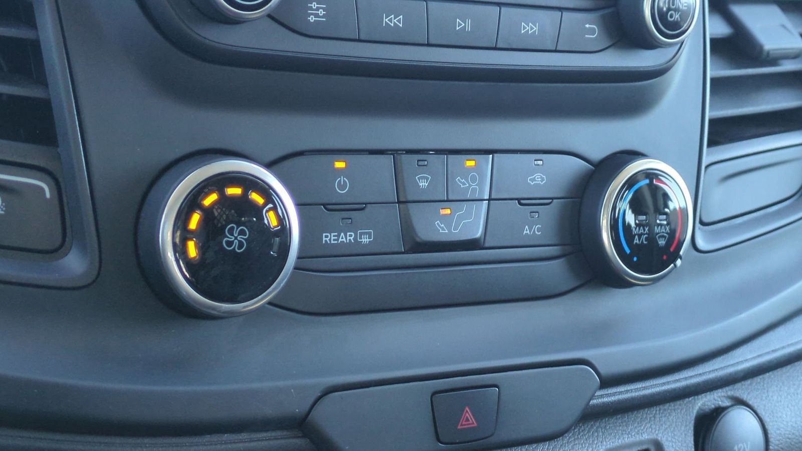 Thumbnail: 2023 Ford Transit Series - 30